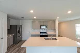 4409 Sand Dollar Wy, Zephyrhills, FL 33541 - Photo 24