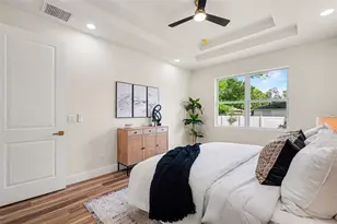 1719 W Perio St, Tampa, FL 33612 - Photo 16