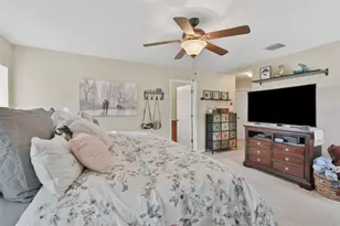 8718 Turnstone Haven Pl, Tampa, FL 33619 - Photo 16