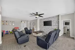 12419 Riverglen Dr, Riverview, FL 33569 - Photo 10