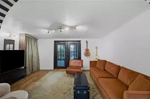 14713 Lake Forest Dr, Lutz, FL 33559 - Photo 6