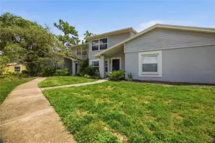 14713 Lake Forest Dr, Lutz, FL 33559 - Photo 2
