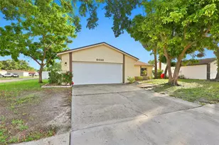 8433 Somerset Dr, Largo, FL 33773 - Photo 2
