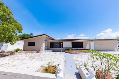 4946 Dr Martin Luther King Jr Street S, Saint Petersburg, FL 33705 - Photo 2