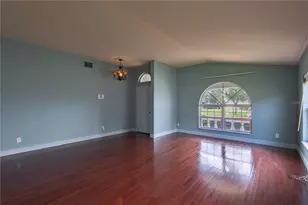 1761 Bonita Bluff Ct, Ruskin, FL 33570 - Photo 6
