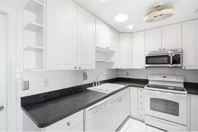 1335 Queen Anne Drive #C, Palm Harbor, FL 34684 - Photo 12