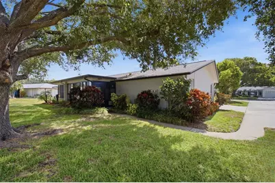 1335 Queen Anne Drive #C, Palm Harbor, FL 34684 - Photo 2
