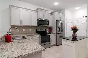 9213 Hillcroft Dr, Riverview, FL 33578 - Photo 4