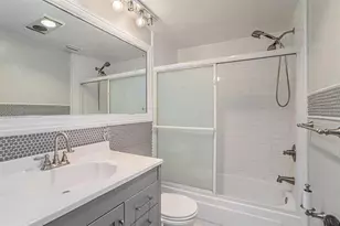 1900 59th Ave N, Saint Petersburg, FL 33714 - Photo 12