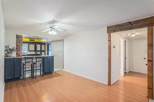 1900 59th Ave N, Saint Petersburg, FL 33714 - Photo 2