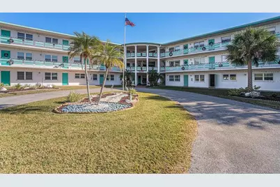 1900 59th Avenue N #210, Saint Petersburg, FL 33714 - Photo 1