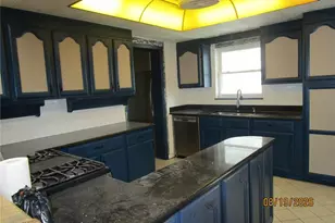 1900 59th Ave N, Saint Petersburg, FL 33714 - Photo 10