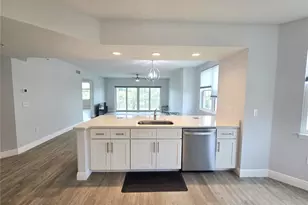 960 Starkey Rd, Largo, FL 33771 - Photo 10