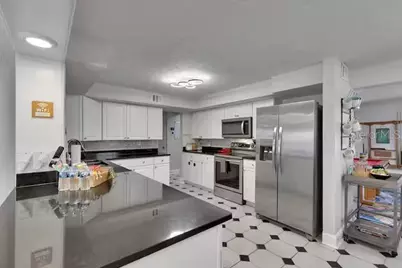 10712 Dalton Avenue, Tampa, FL 33615 - Photo 2