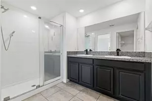 928 Zone Tailed Hawk Pl, Ruskin, FL 33570 - Photo 14