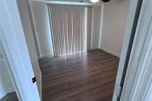 1104 E 140th Ave, Tampa, FL 33613 - Photo 14