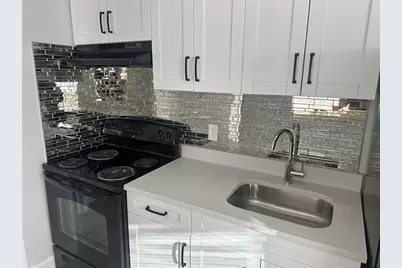 1104 E 140th Avenue #B, Tampa, FL 33613 - Photo 6