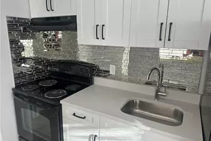 1104 E 140th Ave, Tampa, FL 33613 - Photo 6