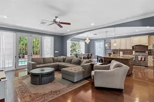 3317 W Leona St, Tampa, FL 33629 - Photo 2
