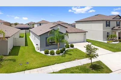 31664 Sun Kettle Loop, Wesley Chapel, FL 33545 - Photo 4