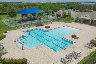 35171 Crescent Creek Dr, Zephyrhills, FL 33541 - Photo 56
