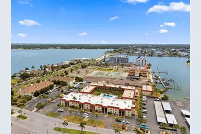 10365 Paradise Boulevard #1, Treasure Island, FL 33706 - Photo 22