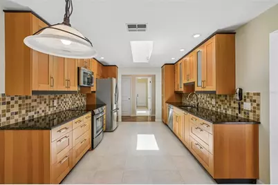 818 Village Way, Palm Harbor, FL 34683 - Photo 10