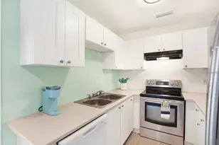 6490 34th Ave N, Saint Petersburg, FL 33710 - Photo 6