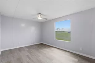 7930 Froggy Ln, Zephyrhills, FL 33540 - Photo 16
