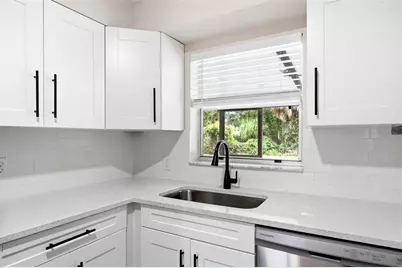 2801 51st Avenue S, Saint Petersburg, FL 33712 - Photo 16