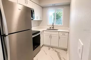 295 110th Ave, Saint Petersburg, FL 33706 - Photo 6