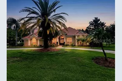 18655 Avenue Capri, Lutz, FL 33558 - Photo 2