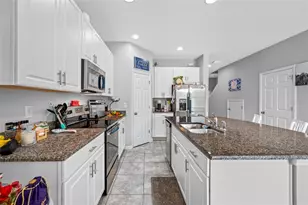 7932 Evergreen Creek Ct, Riverview, FL 33578 - Photo 10