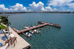 5200 Brittany Dr S, Saint Petersburg, FL 33715 - Photo 88