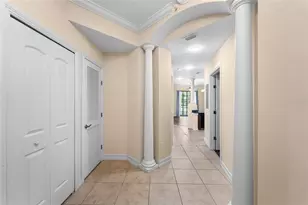 13941 Clubhouse Dr, Tampa, FL 33618 - Photo 4