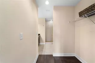 13941 Clubhouse Dr, Tampa, FL 33618 - Photo 16