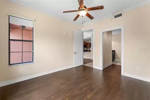 13941 Clubhouse Dr, Tampa, FL 33618 - Photo 14