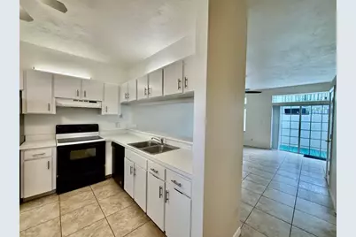 2802 W Cleveland Street #L, Tampa, FL 33609 - Photo 6