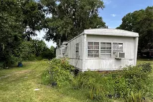 3406 Holloway Rd, Plant City, FL 33567 - Photo 10