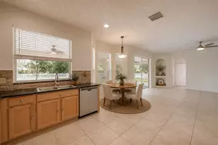 4716 Mapletree Loop, Wesley Chapel, FL 33543 - Photo 6