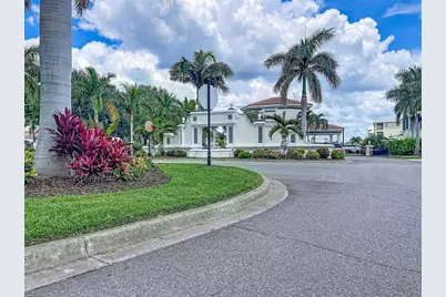 1327 Jumana Loop, Apollo Beach, FL 33572 - Photo 8