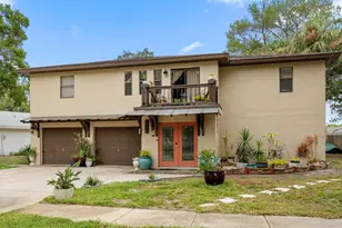 912 Seminole Blvd, Tarpon Springs, FL 34689 - Photo 2