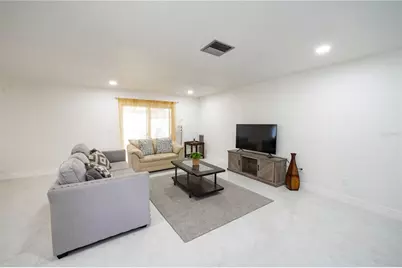8413 Millwood Drive, Tampa, FL 33615 - Photo 6