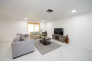 8413 Millwood Dr, Tampa, FL 33615 - Photo 6