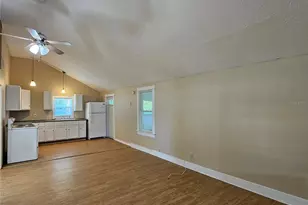 2441 E Magnolia St, Lakeland, FL 33801 - Photo 4