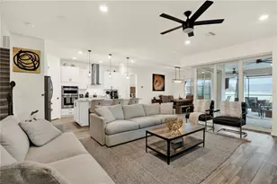 19234 Mossy Pine Dr, Tampa, FL 33647 - Photo 6