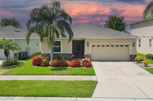 417 Blakely Ct, Ruskin, FL 33570 - Photo 1