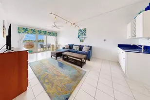4629 Mirabella Ct, Saint Pete Beach, FL 33706 - Photo 12