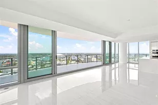 400 Central Ave, Saint Petersburg, FL 33701 - Photo 12