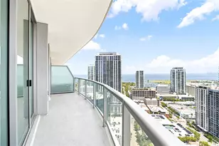 400 Central Ave, Saint Petersburg, FL 33701 - Photo 2